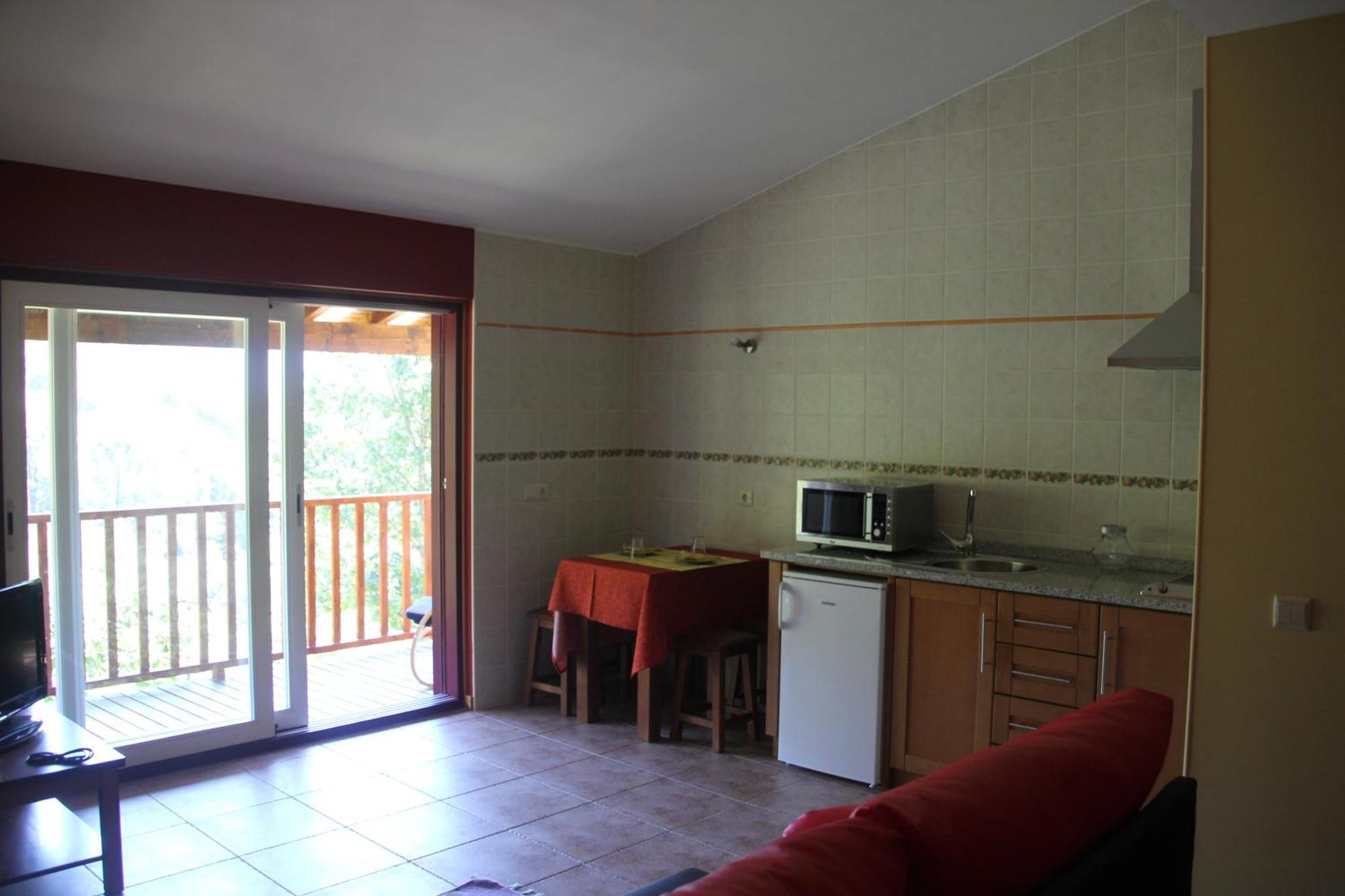 Encostas Da Torre Guest House Terras de Bouro Exterior photo