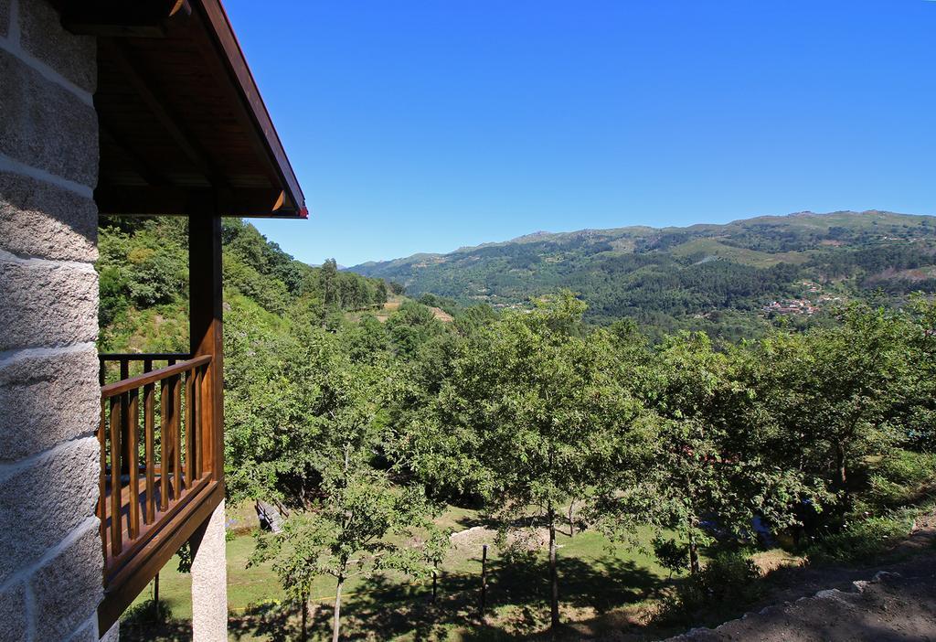 Encostas Da Torre Guest House Terras de Bouro Exterior photo